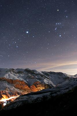 2007年のnasaの素敵な天文写真2 ｱﾙﾎﾞｰｽﾞ山脈の綺麗な星空